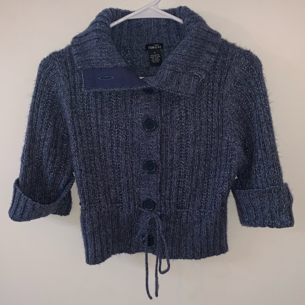 Crop sweater